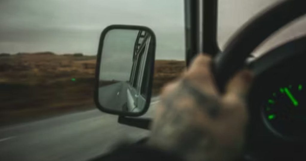 Adjust the mirrors on pickup truck